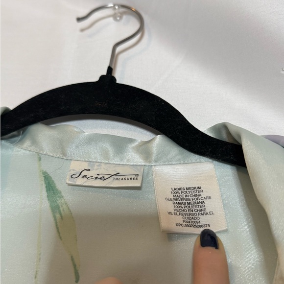 Secret Treasures mint button down Satin Floral Pj Top - Picture 4 of 6